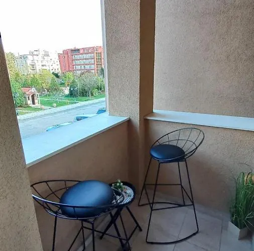 под наем с208 в афродита гарденс Sunny Beach