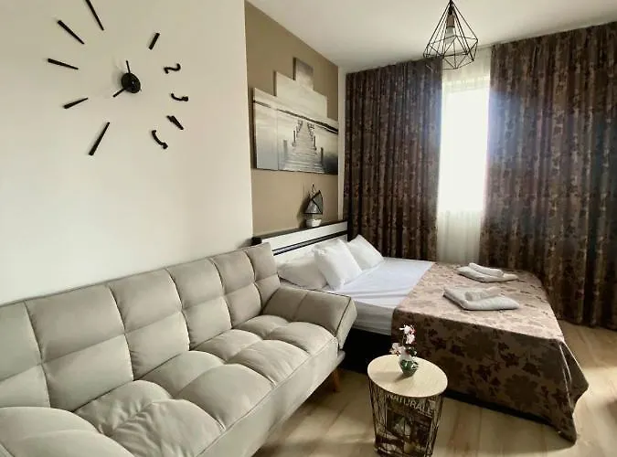 под наем с208 в афродита гарденс * ساني بيتش