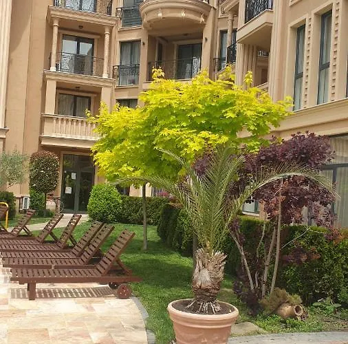 под наем с208 в афродита гарденс