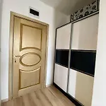 под наем с208 в афродита гарденс * ساني بيتش